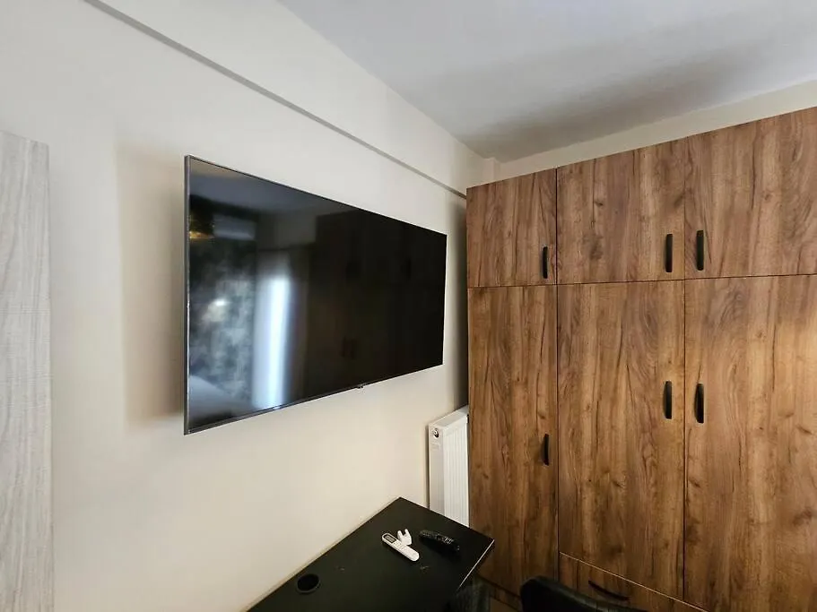 Beautiful 2 Rooms Center Apartment Thessaloniki Greece