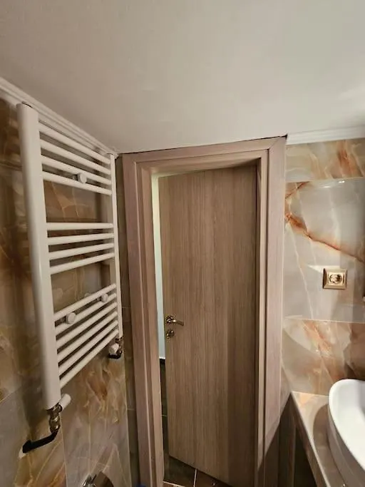 Beautiful 2 Rooms Center Apartment Thessaloniki Greece