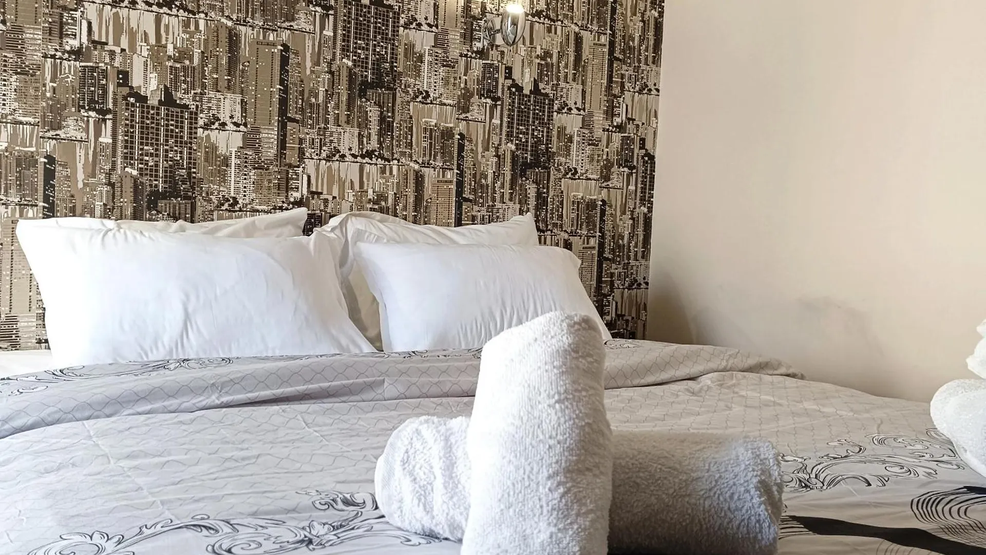 Beautiful 2 Rooms Center Apartment Thessaloniki