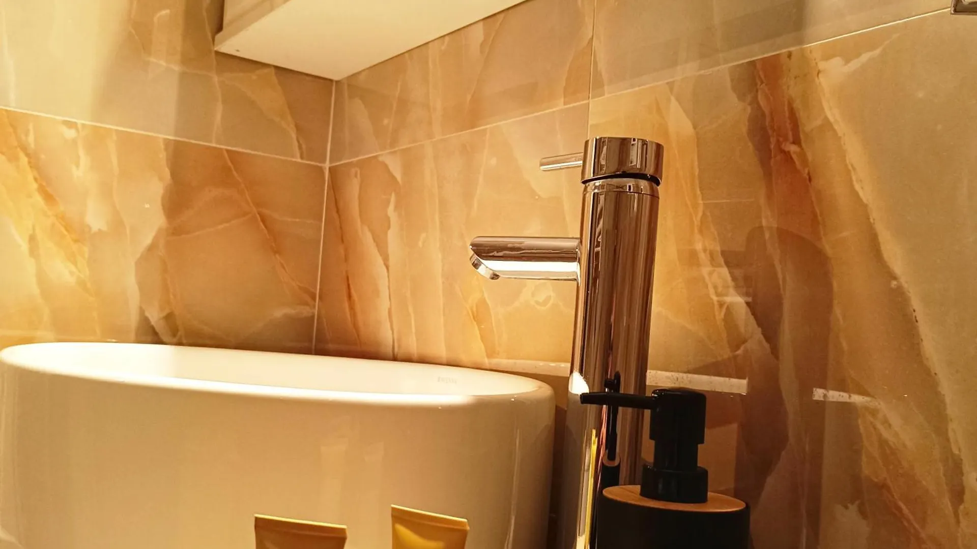 Beautiful 2 Rooms Center Apartment Thessaloniki