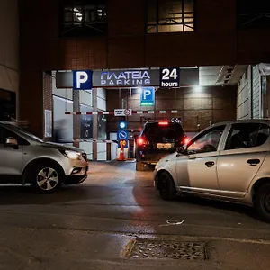 luxury-downtown-apartment-c1.hotels-of-thessaloniki.com/